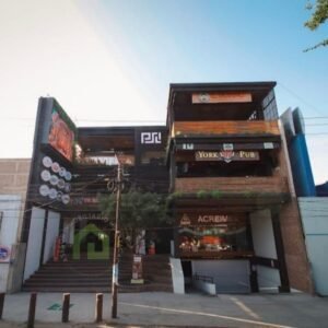 LOCALES NUEVOS, CENTRO COMERCIAL STA LUCIA, OAX
